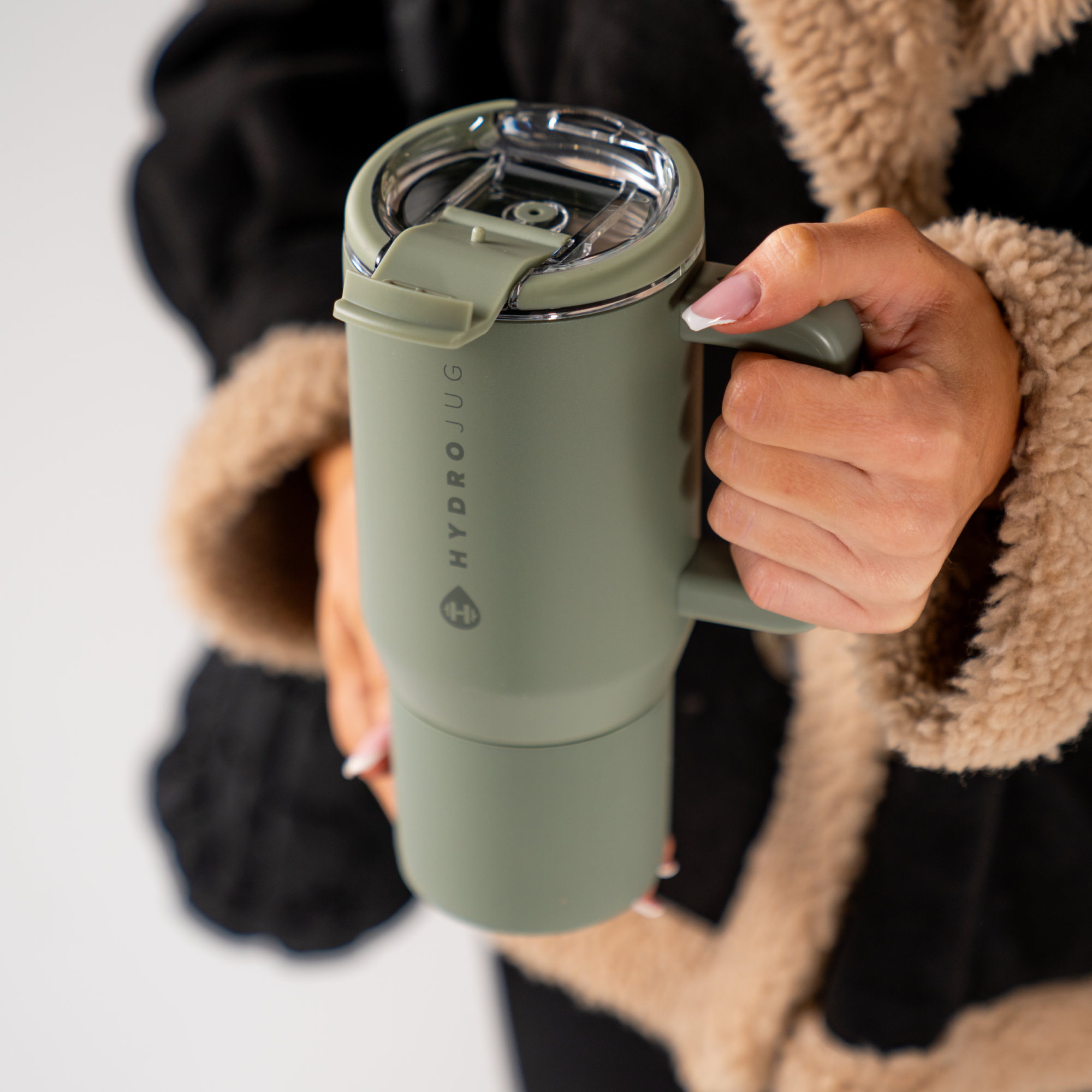 Courtyard-Coffee Traveler